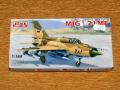 Attack 1_144 MiG - 21MF Műgyanta kabinnal 2.000.-