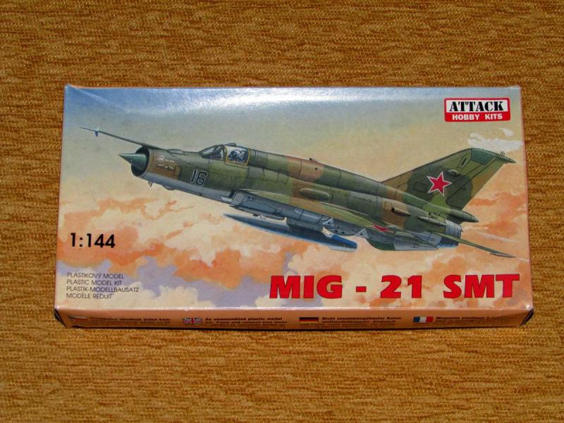 Attack 1_144 MiG - 21 SMT Műgyanta kabinnal 2.000.-