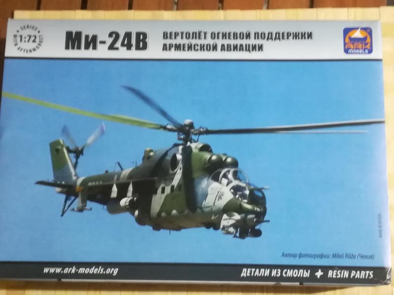 8000 Mi-24 gyanta figurákkal