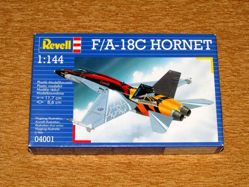 Revell 1_144 F_A-18C Hornet 1.400.-