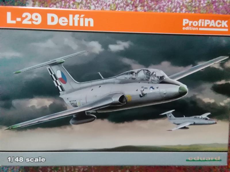 L-29 Delfin

1/48 új 9.000,-
