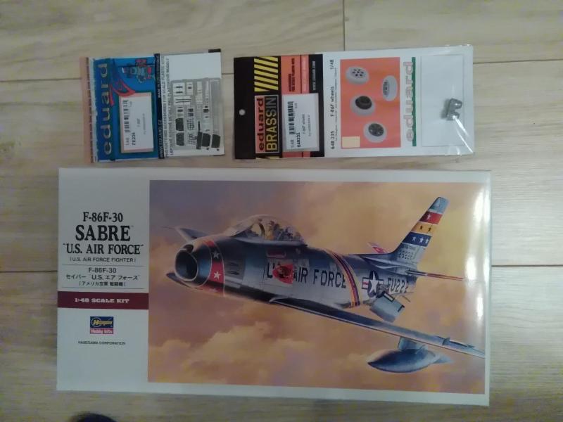 F-86F

1/48 új 11.500,-