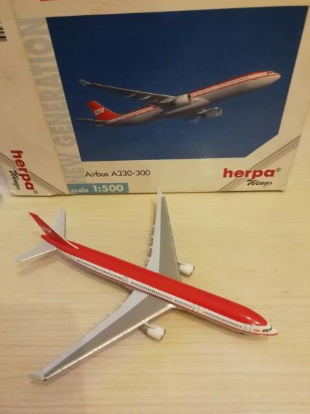 Herpa Airbus A330-300 (3000)