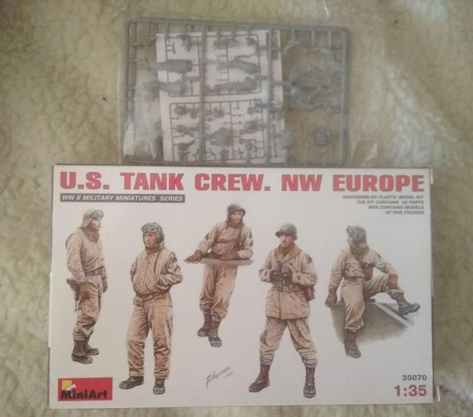 Miniart US tank crew 1800Ft