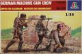1:35	330	Italeri	german Machine GUN Crew	elkezdetlen	dobozos	1900