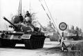 Hazatérő tankok Drégelypalánk 1968