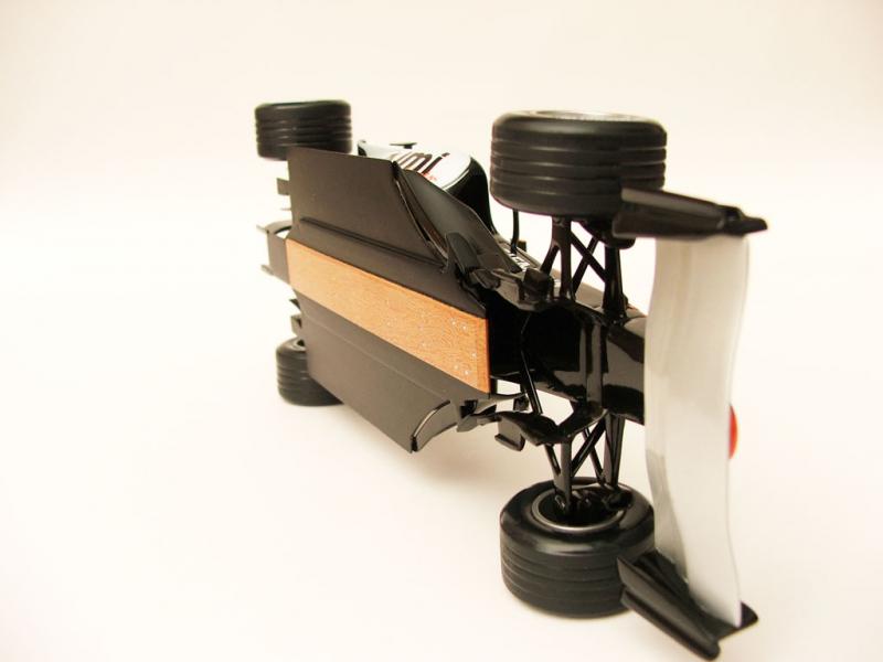 MP4-20_7