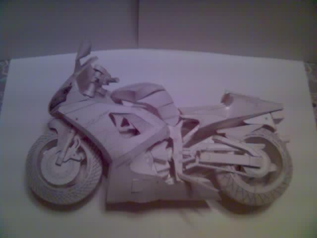 Yamaha YZF-R1 White Version