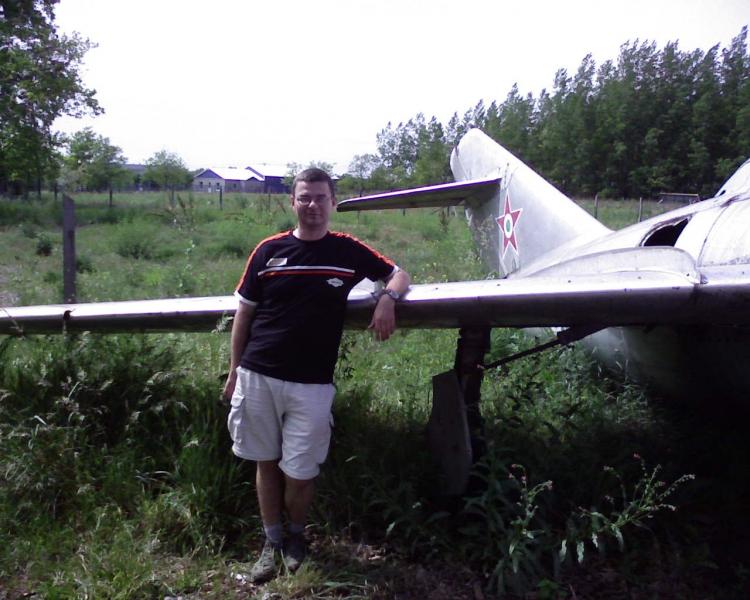 mig15uti_en

Solt mellett