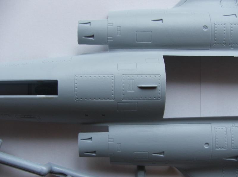 Airfix H. S. Buccaneer_14