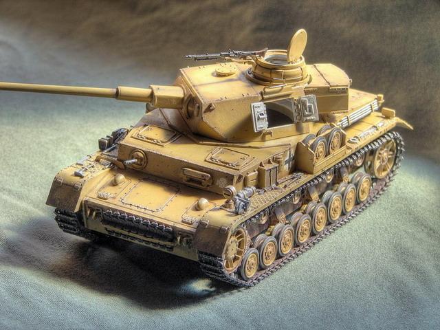 Pz IV HDR

Pz-IV1