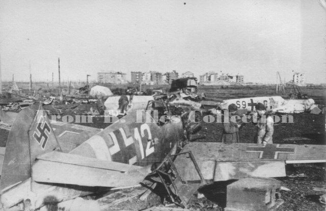 Bf-109_destroyed_1a_pub