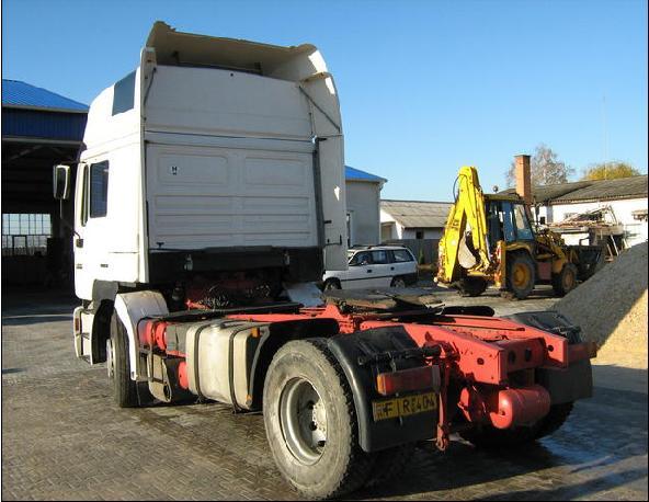 MAN F2000