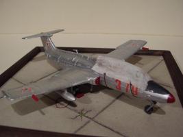 Dobozbontás - L-29 Delfin
(Stefan)