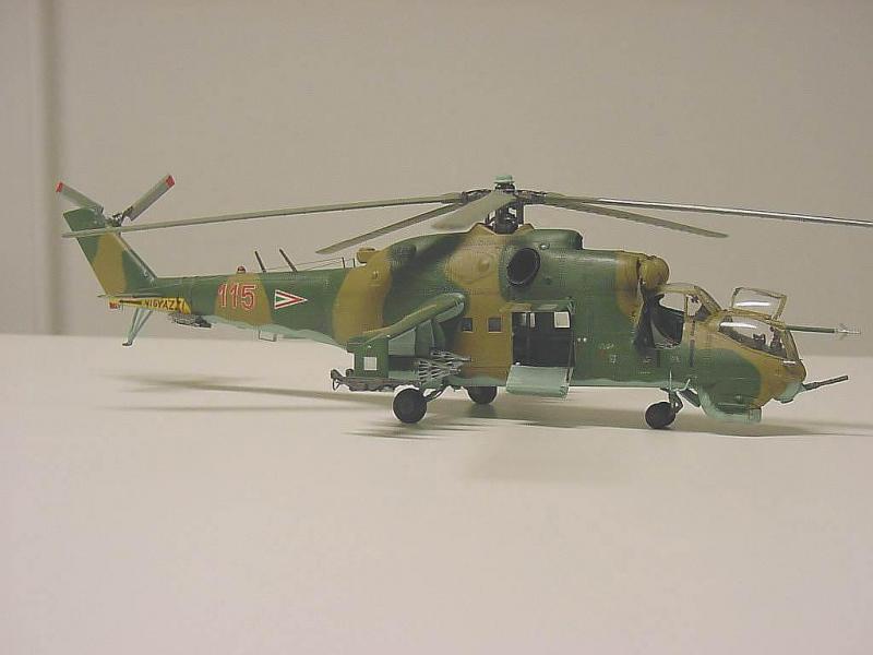 Mi-24D

Italeri, 1/72