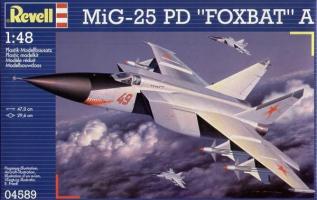 Revell MiG-25 Foxbat
(pilotka)