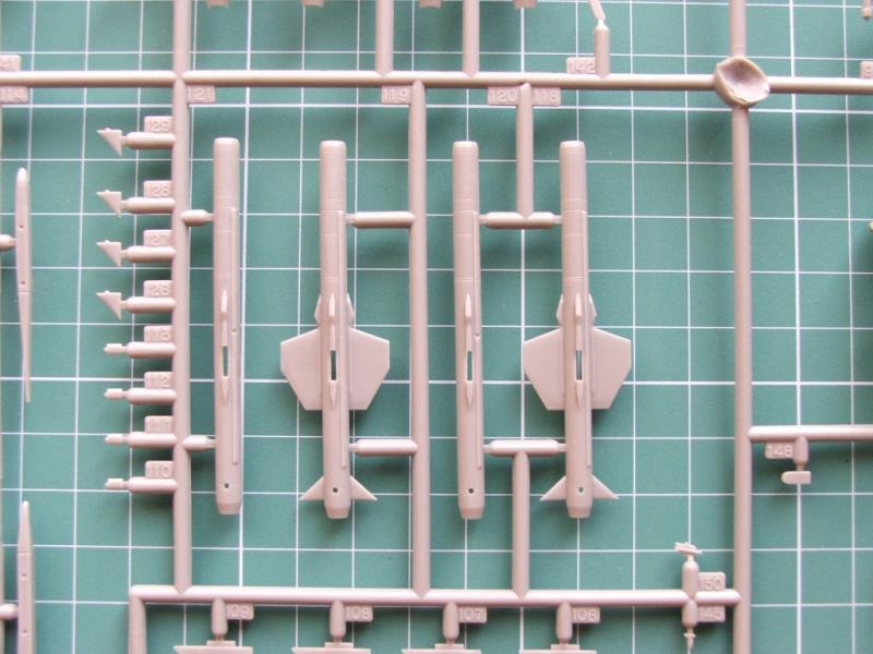 Airfix E.E. Lightning F-1, F-1A, F-2, F-3_14