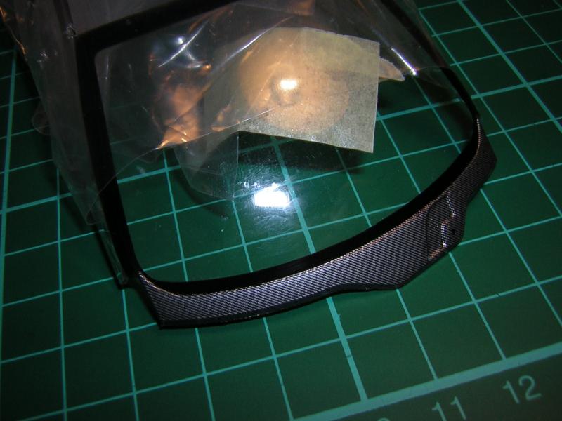 s-m 001