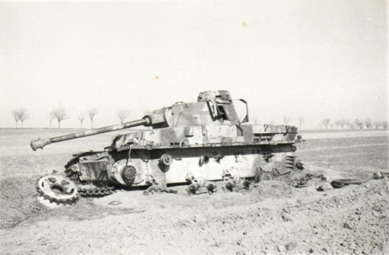 Pz IV z 

kilőve