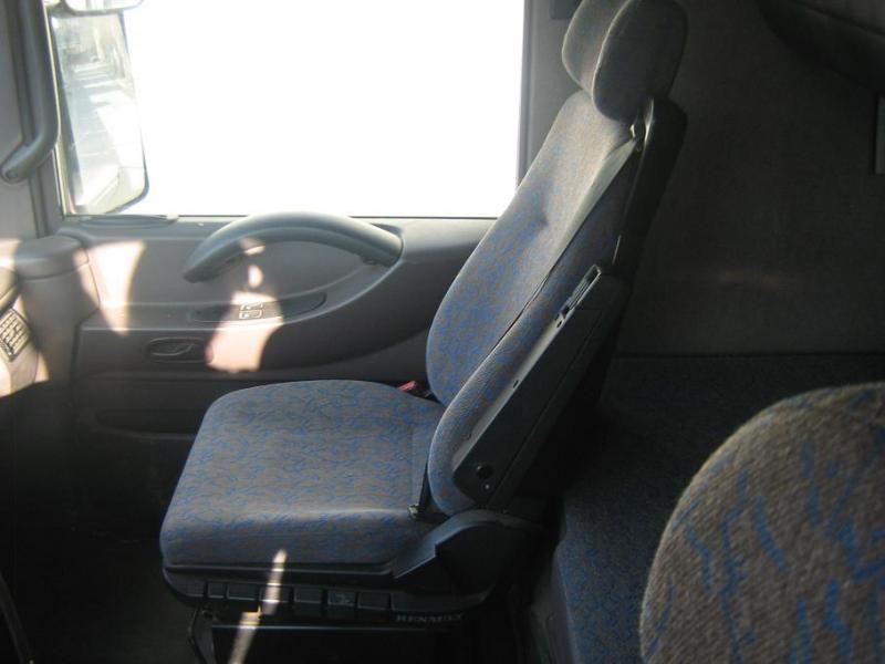 Renault Magnum 17