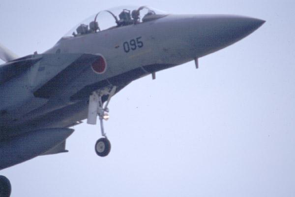 Japán F-15 fals kabinnal

Japán F-15