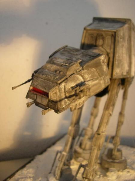 AT-AT elölről