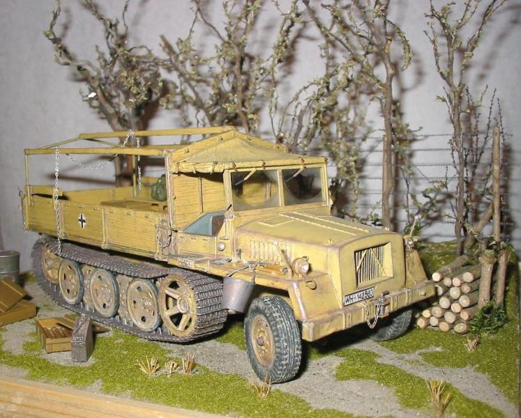 Schwerer Wermachtschlepper (01)