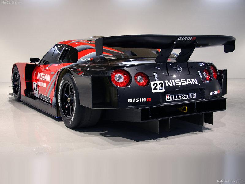 Nissan-GT-R_GT500_Race_car_2008_800x600_wallpaper_03