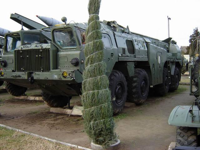 MAZ-543 9K72