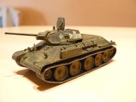 T-34/76 Mod. 1941
Cilling Ádám (cilus)