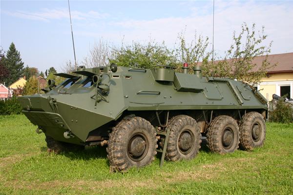 BTR-60 R 975 01