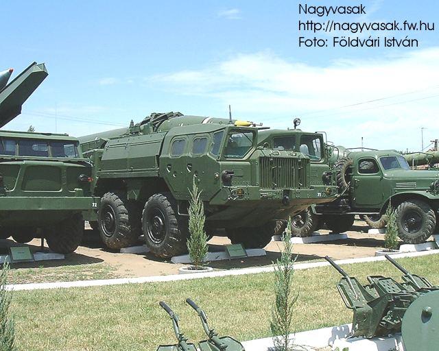 MAZ-543 9K72