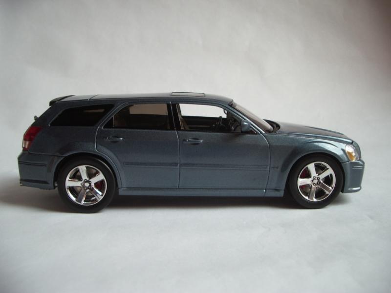 Dodge Magnum SRT8 023b