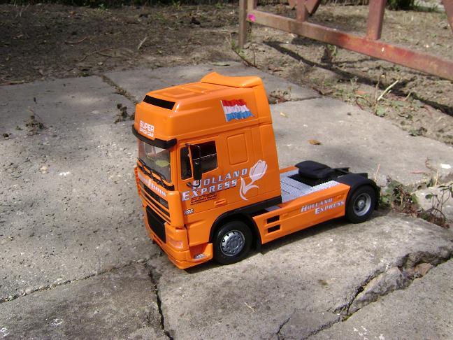 daf4