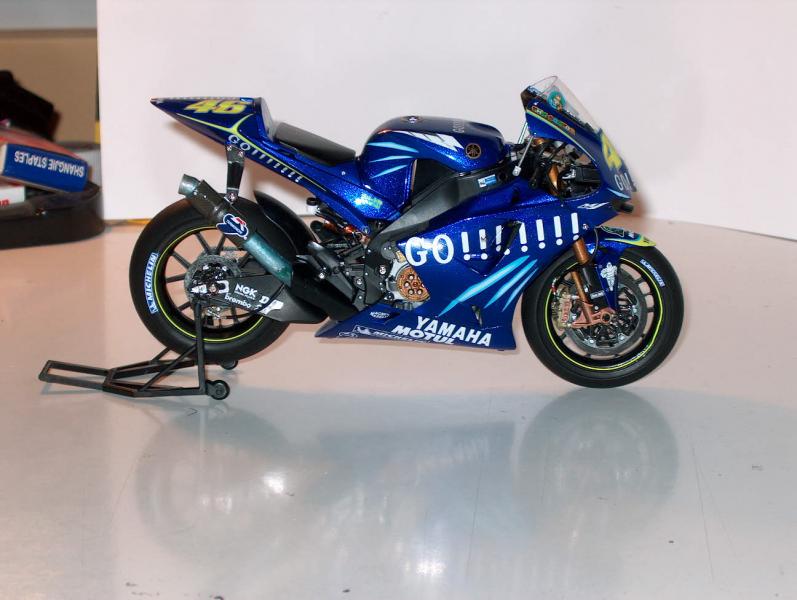 2004 Gauloises Yamaha #46 Valentino Rossi