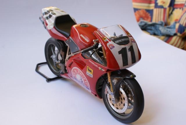 1:9 Revell Ducati      vodka reklámmal