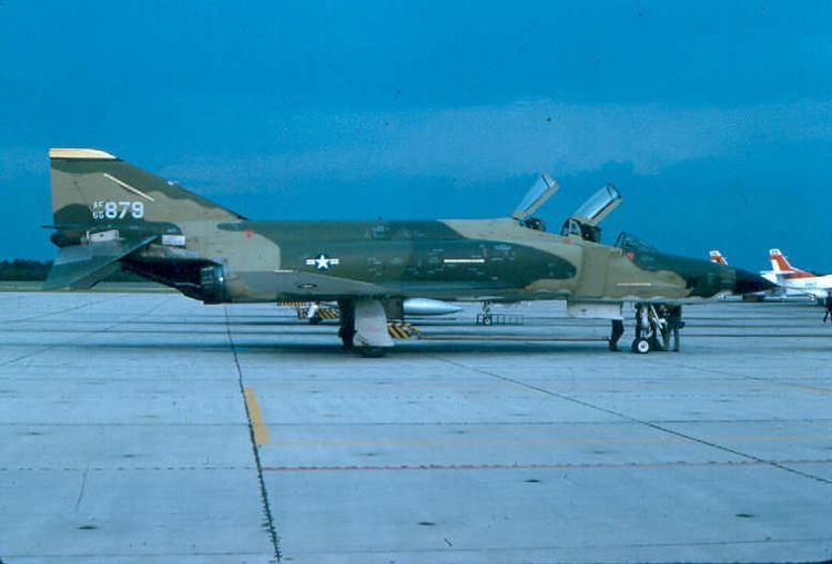 65879 USAF RF-4C TEST SQD EDWARDS 1975