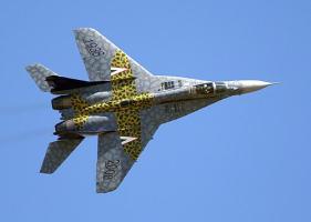 Mig29 : Ilyen festésre keresek jelentkezőt :-) ( 1/72-ben )