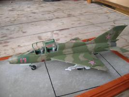 Magyar MiG-21UM
(_DEL_notarius)