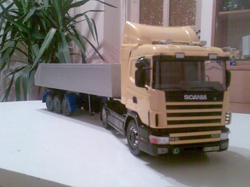 Ez a scania sincsen befejezve
