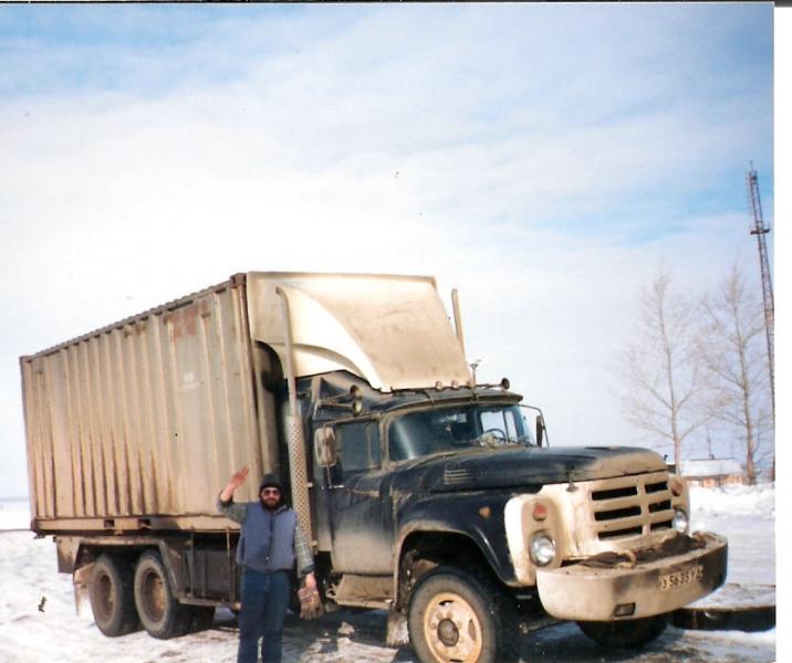 LKW_%22ZIL%22_in_Russland