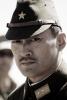 kuribayashi2

Kuribayashi altábornagy a Levelek Iwo Jimáról c filmben, Ken Watanabe alakításával.