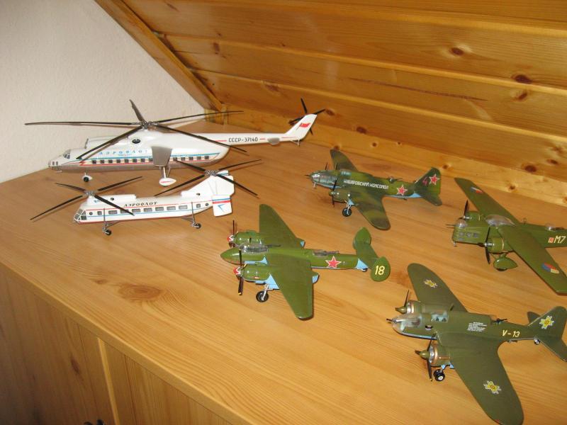 Nem 1:100-asok

Végül pár nem 1:100-as NDK makett: Mi-6, Jak-24P, Tu-20, Il-4