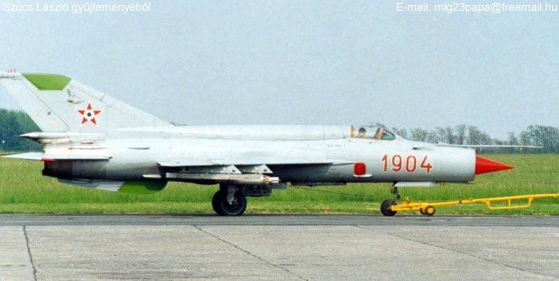 MiG-21-1904-1