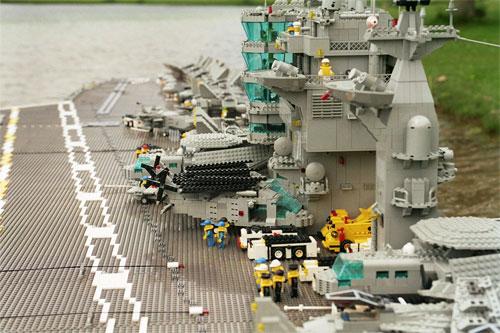 lego-aircraft-carrier