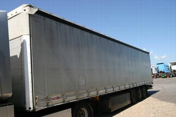 curtainsider02