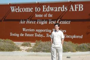 Edwards AFB

Elég szeles az idő arrafelé ...