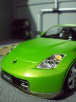 Fairlady Z - makettinfo

A háttér a készülő szervíz-garázs.