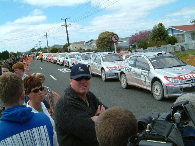 WRC_2002_day2_service_lineup_03