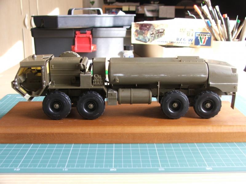 Italeri U.S. Heavy Fuel Tanker M-978_2